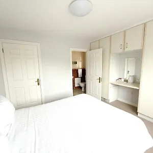 https://5-the-green.galwayhotelsireland.net