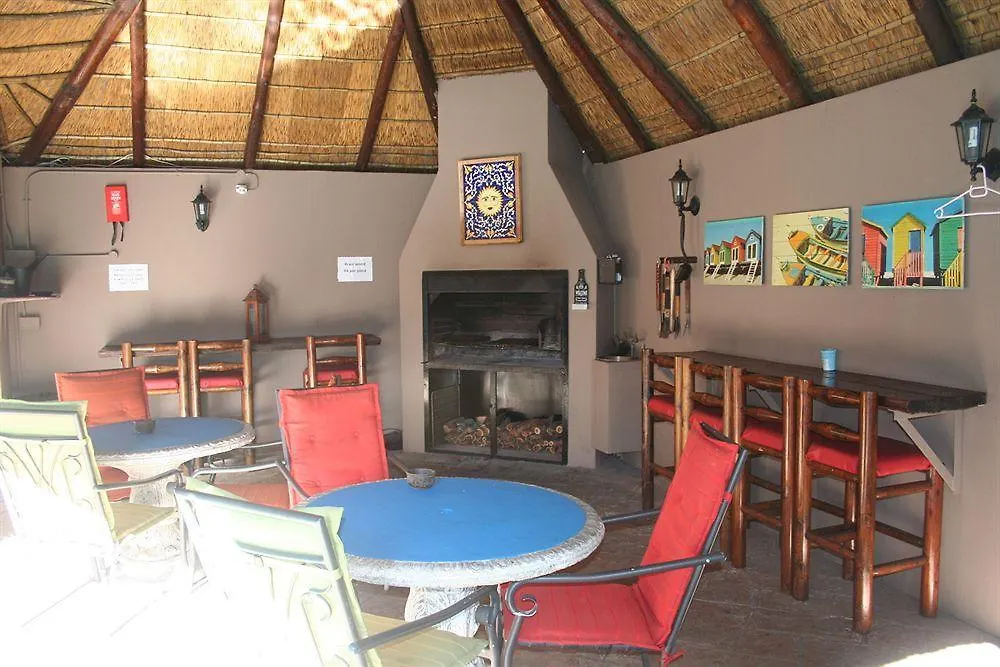Hostel Colors Of Cape Town Lodge