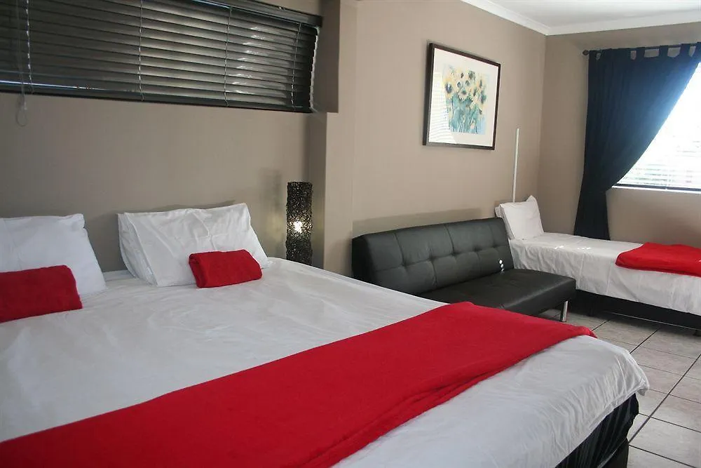 Colors Of Cape Town Lodge