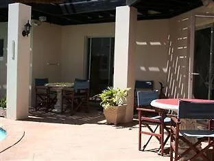 Hostel Colors Of Cape Town Lodge