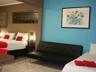 Hostel Colors Of Cape Town Lodge